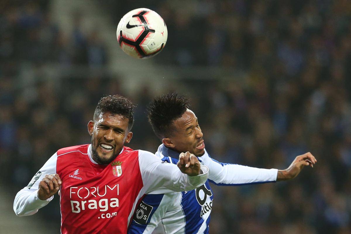 开云-爱游戏-窗口期葡超焦点战；圣安东尼奥马刺回应争议；震撼外界；更衣室氛围转暖(波各黎多激荡免费观看)