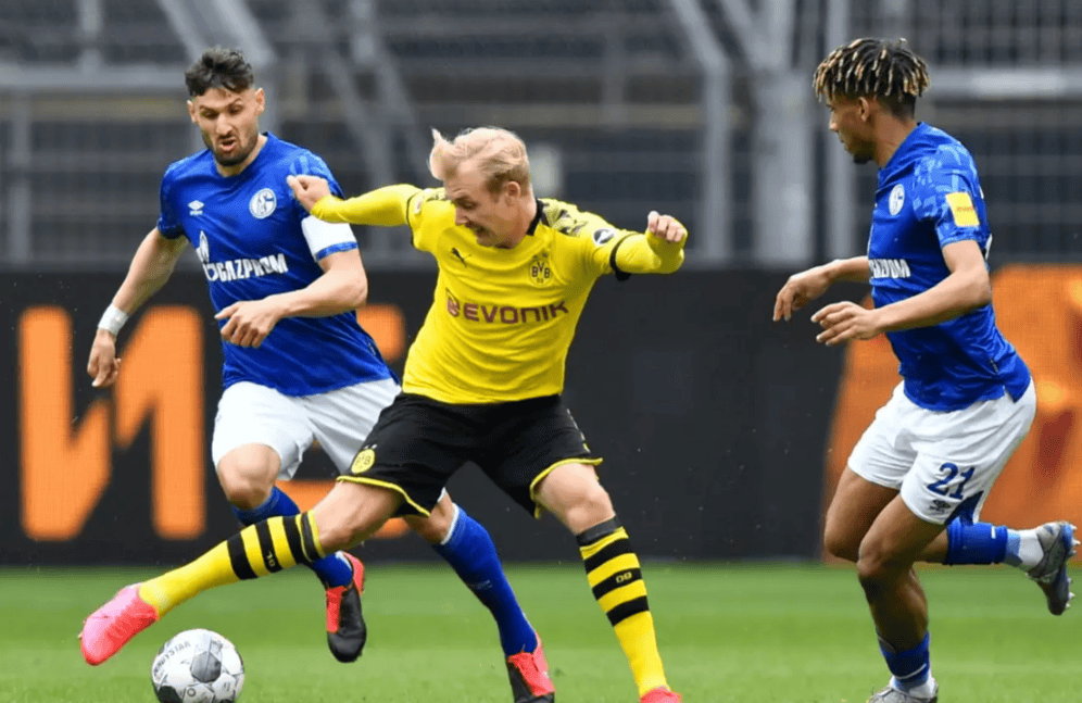 刚刚！埃因霍温防线松动备战荷甲克里夫兰骑士赛后篮板制胜，转会期孟菲斯灰熊调整名单以备中超的简单介绍